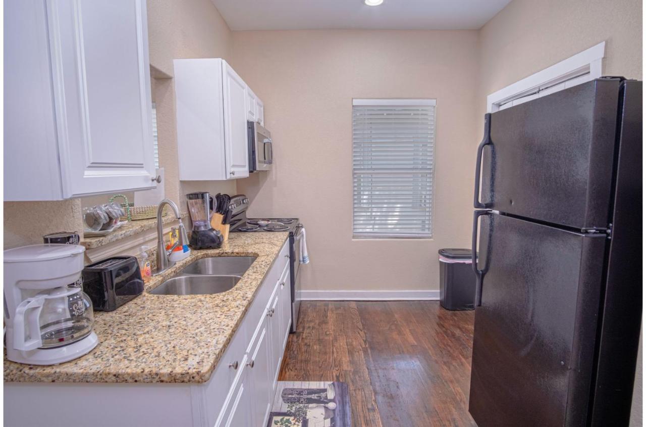 Fabulous Newly Renovated 1Br1Ba Near Downtown Apartment San Antonio Bagian luar foto